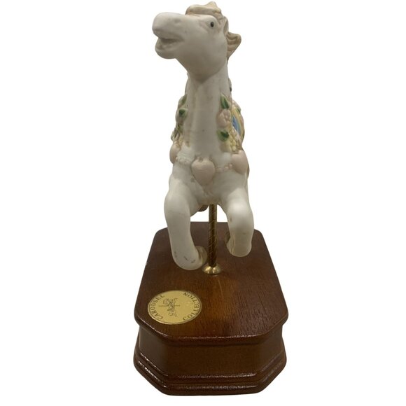 Vintage Memories Of Yesterday Carousel Horse By Mabel Lucie Attwell Music Box - Picture 5 of 7